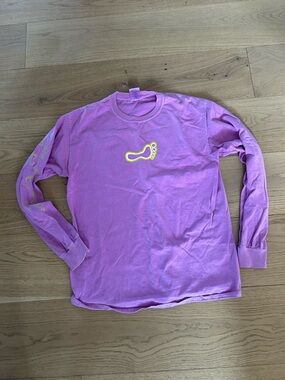 Gildan Lilac Crewneck Long Sleeve Tee